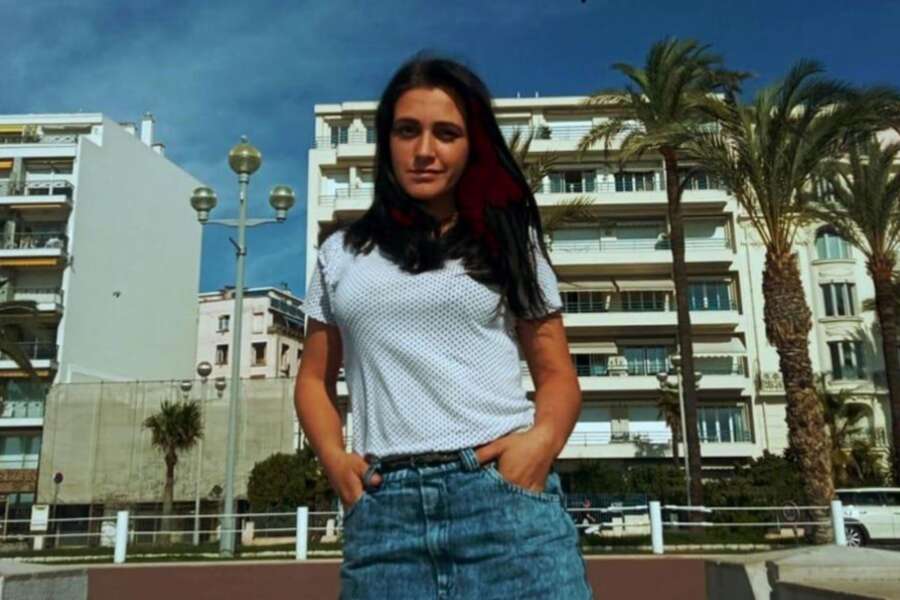 Catania, trovato impiccato il corpo di Vera Schiopu, fermati il fidanzato e l’amico che sostengono il suicidio. Si aspetta l’autopsia