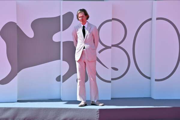 Mostra del Cinema di Venezia, da “Comandante” a “The Wonderful Story of Henry Sugar”: l’analisi dei film in arrivo nelle sale