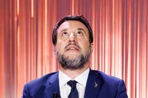 Sciopero dei trasporti, Usb rinvia al 9 ottobre per 24 ore dopo precettazione di Salvini: “Non bastano 4 ore per rivendicare i diritti dei lavorati”
