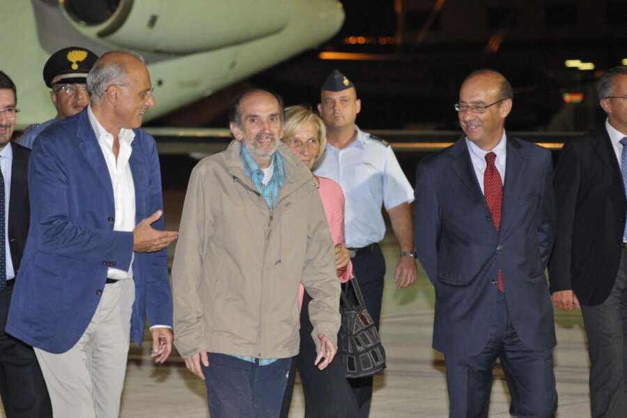 Accadde Oggi 8 settembre, liberato Domenico Quirico: “È come se fossi vissuto per cinque mesi su Marte, e i marziani sono cattivi”