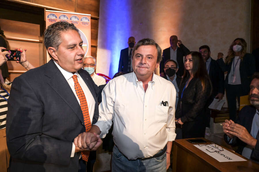 GIOVANNI TOTI REGIONE LIGURIA
CARLO CALENDA POLITICO