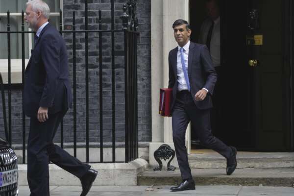 Britain’s Prime Minister Rishi Sunak leaves 10 Downing Street to go to the House of Commons for his weekly Prime Minister’s Questions in London, Wednesday, Sept. 6, 2023. (AP Photo/Kin Cheung)




Associated Press/LaPresse
Only Italy And Spain