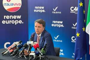 Matteo Renzi lancia Il Centro: “Mi candiderò al Parlamento Europeo per svegliare l’Europa”