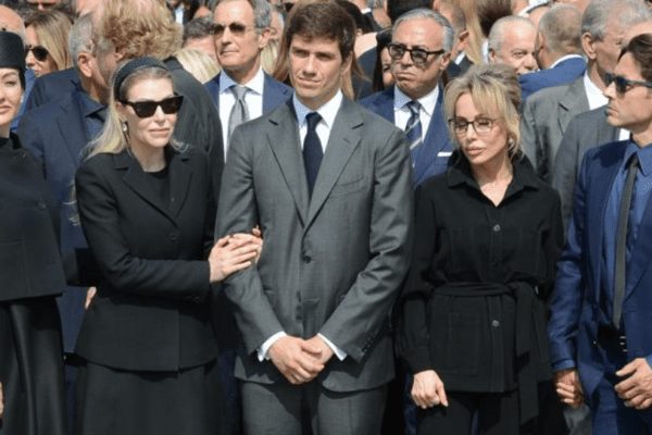 Eredità Berlusconi ed esenzione fiscale, quale patrimonio del Cavaliere verrà tassato Eredità Berlusconi ed esenzione fiscale, quale patrimonio del Cavaliere verrà tassato