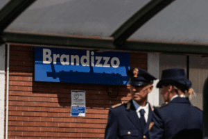 Brandizzo, parla il caposquadra superstite, Andrea Girardin Gibin: “Io, salvo grazie ad un martello”