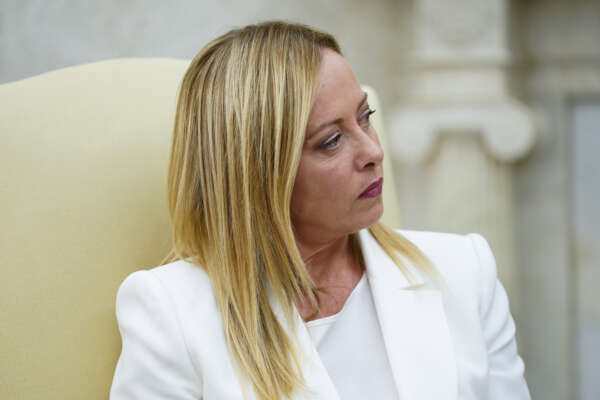 Italian Prime Minister Giorgia Meloni meets with President Joe Biden in the Oval Office of the White House, Thursday, July 27, 2023, in Washington. (AP Photo/Evan Vucci)


Associated Press/LaPresse
Only Italy and Spain