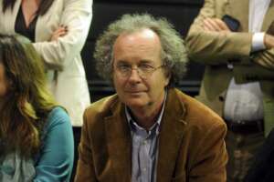 Foto Fabio Cimaglia / LaPresse20-04-2016 RomaPoliticaRoberto Giachetti presenta la sua squadraNella foto Marco LodoliPhoto Fabio Cimaglia / LaPresse20-04-2016 Rome (Italy)PoliticRoberto Giachetti presents his teamIn the pic Marco Lodoli