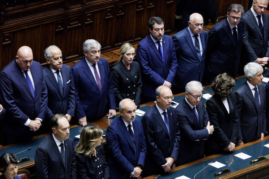 Foto Roberto Monaldo / LaPresse
26-09-2023 Roma 
Politica
Camera dei deputati – Esequie di Stato del Presidente emerito della Repubblica Giorgio Napolitano
Nella foto Giorgia Meloni e i membri del Governo

26-09-2023 Rome (Italy)
Politica
Chamber of deputies – State funeral of the President Emeritus of the Republic Giorgio Napolitano
In the pic Giorgia Meloni
