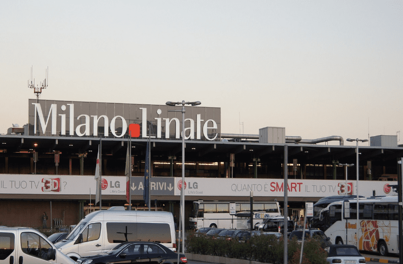 Milano, voli fermi a Linate. Sospesi atterraggi e decolli per un problema alle luci delle piste