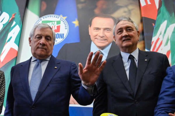 Senza Berlusconi Forza Italia è su una zattera in balia della corrente: cambiare per sopravvivere