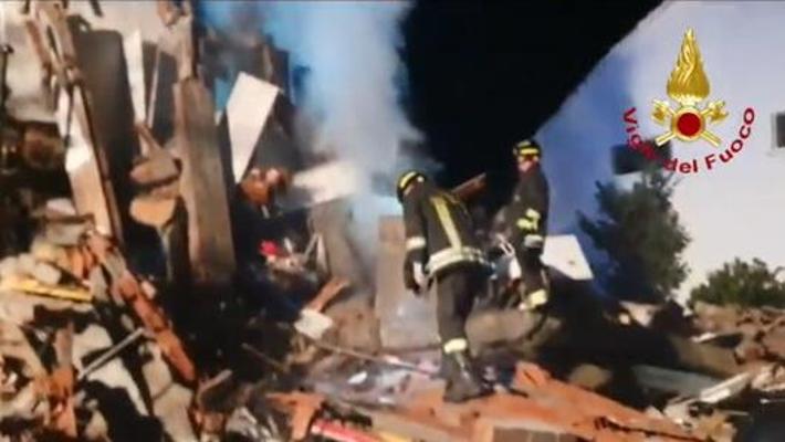 Ferrara, esplode una palazzina ad Argenta: un morto e un disperso