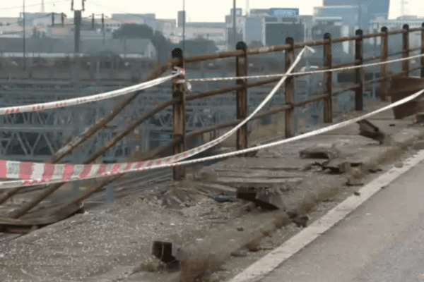 Incidente Mestre, solo 8 su 21 le vittime identificate “useremo test Dna”: sei feriti gravissimi tra cui una bambina di 3 anni. L’autista guidava da tre ore Incidente Mestre, solo 8 su 21 le vittime identificate “useremo test Dna”: sei feriti gravissimi tra cui una bambina di 3 anni. L’autista guidava da tre ore