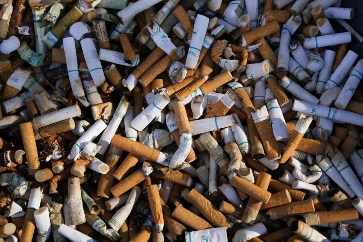 Non solo sigarette, il vero aumento è sul costo del tabacco sfuso: il pugno  di ferro del governo contro il fumo