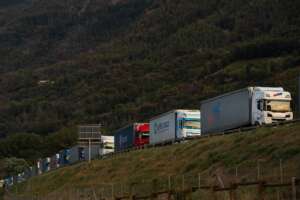 Il traforo del Monte Bianco chiude per due mesi: le conseguenze su viabilità ed economia