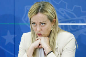 Manovra, via libera dal Cdm: riduzione cuneo fiscale e nuova Irpef | Contributi pagati a madri con più figli e asilo nido gratis dal secondo