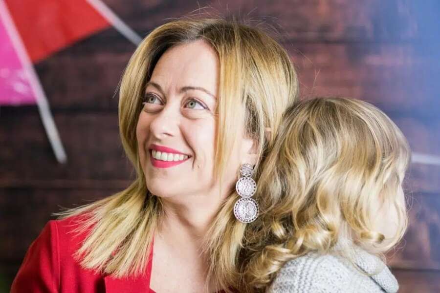 Comunicazione politica 3.0: il caso #Giambrurrasca