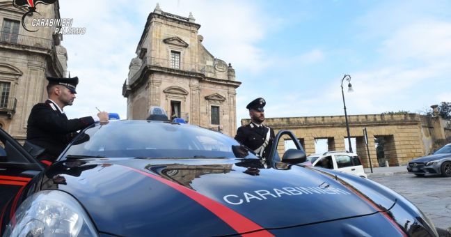 Palermo, furto con ‘cavallo di ritorno’: arrestati due minorenni per estorsione, denunciate le due intermediarie