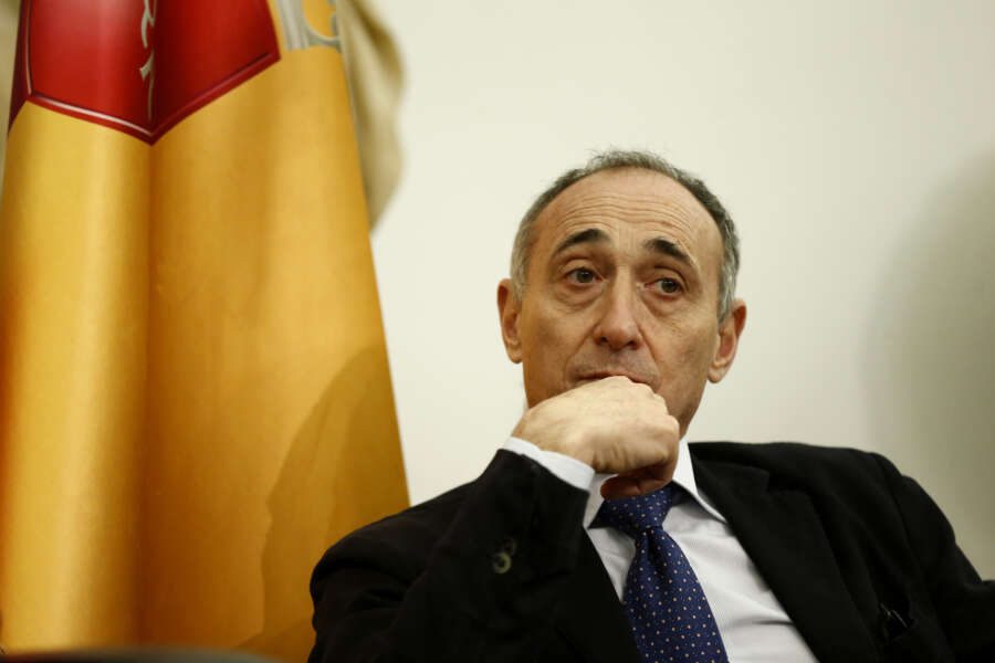 Lo strano caso di Giuseppe Cascini: dalle cause perse contro i giornalisti al posto in commissione d’esame