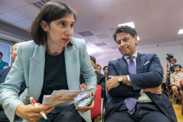 Foto Mauro Scrobogna/LaPresse
03-07-2023 Roma (Italia) Politica – Università Roma Tre, Conferenza "Inflazione e salari: quali politiche? L’urgenza di analisi informate e azioni efficaci" – Nella foto: Giuseppe Conte M5S, Elly Schlein Pd
July 03, 2023 Rome (Italy) Politics – Roma Tre University, Conference "Inflation and wages: which policies? The urgency of informed analyzes and effective actions" – In the photo: Giuseppe Conte M5S, Elly Schlein Pd Foto Mauro Scrobogna/LaPresse
03-07-2023 Roma (Italia) Politica – Università Roma Tre, Conferenza "Inflazione e salari: quali politiche? L’urgenza di analisi informate e azioni efficaci" – Nella foto: Giuseppe Conte M5S, Elly Schlein Pd
July 03, 2023 Rome (Italy) Politics – Roma Tre University, Conference "Inflation and wages: which policies? The urgency of informed analyzes and effective actions" – In the photo: Giuseppe Conte M5S, Elly Schlein Pd