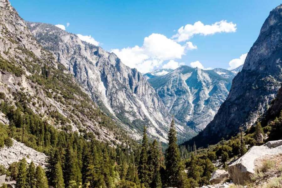 Accadde Oggi 3 ottobre, gli Usa chiudono i parchi pubblici, 800.000 dipendenti licenziati