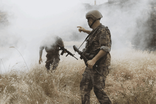 Israele, blitz e raid per preparare l’attacco. Hamas vola a Mosca