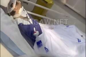 Iran, ancora in coma Armita Garawand, la ragazza di 16 anni picchiata in metro per non aver indossato il velo