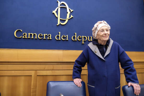 Foto Mauro Scrobogna /LaPresse
27-03-2023 Roma (Italia) – Politica – Camera dei Deputati, Conferenza stampa "Famiglie arcobaleno: i sindaci vadano avanti con le trascrizioni" – Nella foto: Emma Bonino, + Europa
March 27, 2023 Rome (Italy) – Politics – Chamber of Deputies, Press conference "Rainbow families: the mayors go ahead with the transcripts" – In the photo: Emma Bonino, +Europe Foto Mauro Scrobogna /LaPresse
27-03-2023 Roma (Italia) – Politica – Camera dei Deputati, Conferenza stampa "Famiglie arcobaleno: i sindaci vadano avanti con le trascrizioni" – Nella foto: Emma Bonino, + Europa
March 27, 2023 Rome (Italy) – Politics – Chamber of Deputies, Press conference "Rainbow families: the mayors go ahead with the transcripts" – In the photo: Emma Bonino, +Europe