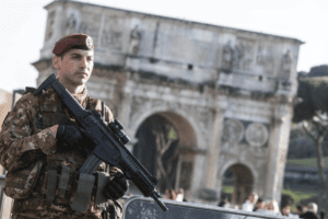 Dror Eydar: “Eliminare totalmente Hamas o il terrorismo dilagherà in UE”