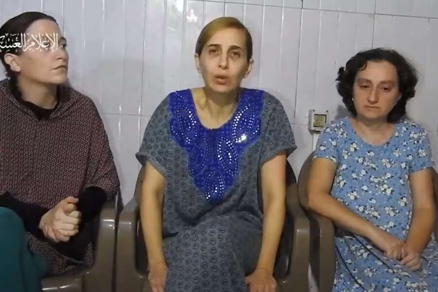 Guerra a Gaza, Netanyahu: “Niente cessate il fuoco, è tempo della guerra”. Hamas diffonde video di tre donne in ostaggio