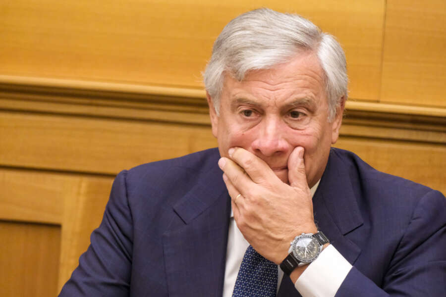 07-09-2023 Roma (Italia) Politica – Camera dei Deputati,  Fi presenta l’applicazione "Mai sole" contro la violenza di genere – Nella foto:  il Segretario di FI Antonio Tajani, durante la presentazione del nuovo strumento che sfrutta l’innovazione tecnologica per prevenire episodi di violenza sulle donne e facilitare le richieste di aiuto e le denunce agli aggressori

September 07, 2023 Rome (Italy) Politics – Chamber of Deputies, Fi presents the "Mai sole" application against gender-based violence – In the photo: the Secretary of FI Antonio Tajani during the presentation of the new tool that exploits technological innovation to prevent episodes of violence against women and facilitate requests for help and reports to the aggressors