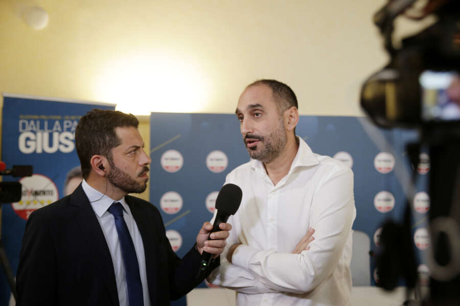 Foto Cecilia Fabiano/LaPresse 25-09-2022 Roma, Italia – Politica  – Elezioni – Comitato elettorale del Movimento Cinque Stelle – Nella Foto :  Michele Gubitosa 
September 25, 2022 Rome, Italy – Politics – Elections – Electoral cogitate of Five Stars Movement  – In the photo:  Michele Gubitosa