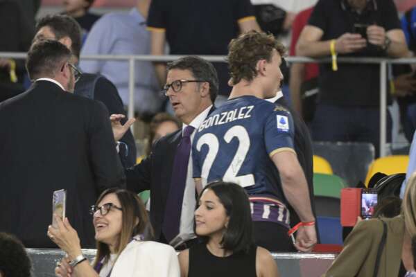 Fiorentina-Juve si gioca nonostante appello partiti, Renzi: “Piantedosi e Abodi non bloccano Lega Calcio, firmerò interrogazione”