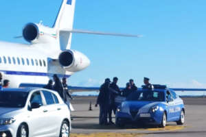 Foto LaPresse25 Novembre 2023 – Aeroprto Venezia – Italia Filippo Turetta oggi in Italia arrivo in aeroportoNella Foto : L’eroporto di VeneziaPhoto LaPresse25 November 2023 – Venice Airport – ItalyFilippo Turetta arrives at the airport today in ItalyIn the photo: Venice airport​