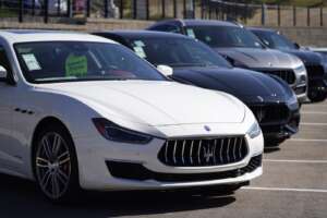Politica industriale, i dubbi sul nuovo modello: auto in calo e anche Maserati taglia i costi