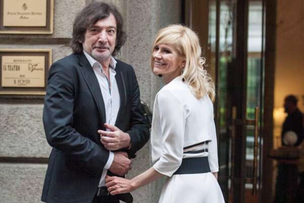 Chi è Mapi Danna, la donna innamorata delle ‘cecchettate’ che arrivano da un mondo parallelo Chi è Mapi Danna, la donna innamorata delle ‘cecchettate’ che arrivano da un mondo parallelo