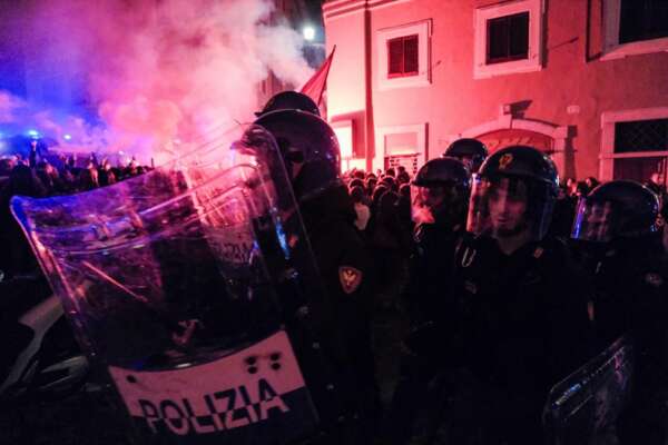 protesta studenti roma