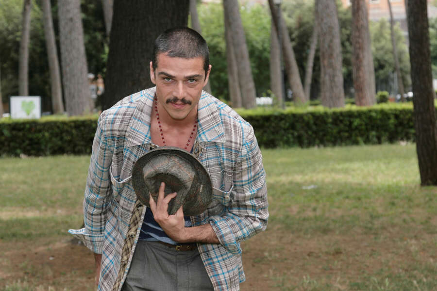 Massimiliano Varrese: “Se trovi il maschio sbagliato si rigira e…” bufera al Grande Fratello, minaccia schiaffi a Beatrice Luzzi