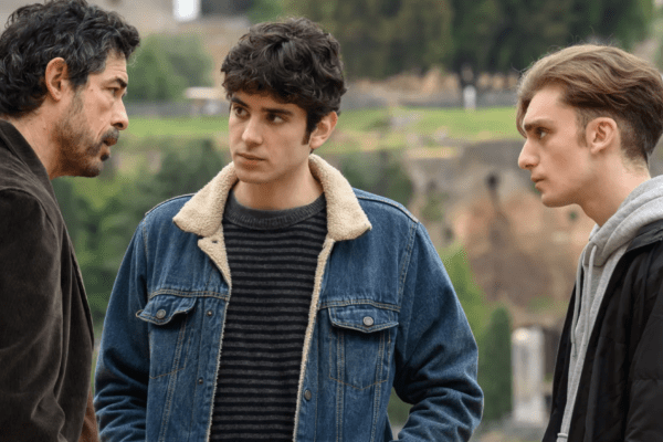 Chi è Simone Balestra alias Nicolas Maupas di Un professore. Il web: “Miglior personaggio di una fiction rai” Chi è Simone Balestra alias Nicolas Maupas di Un professore. Il web: “Miglior personaggio di una fiction rai”