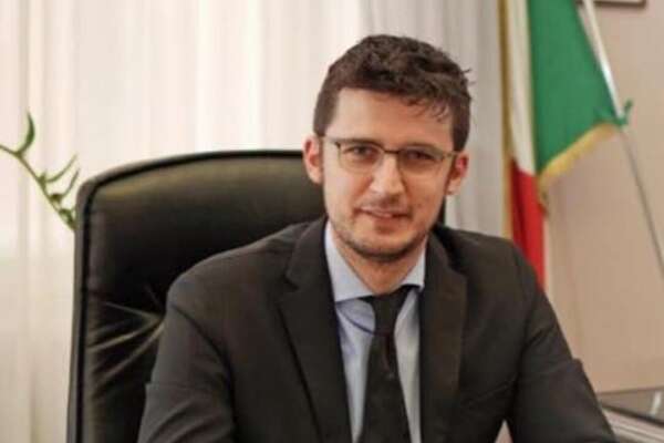 Stefano Tramonti da remoto “mai i consigli comunali” ma tanto “non mi ricandido”. Non sono il ‘classico sindaco’