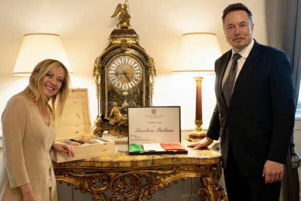 Atreju, il mister X è Elon Musk: programma e ospiti della festa di Fratelli d’Italia. Schlein rifiuta, Conte fa l’offeso Atreju, il mister X è Elon Musk: programma e ospiti della festa di Fratelli d’Italia. Schlein rifiuta, Conte fa l’offeso