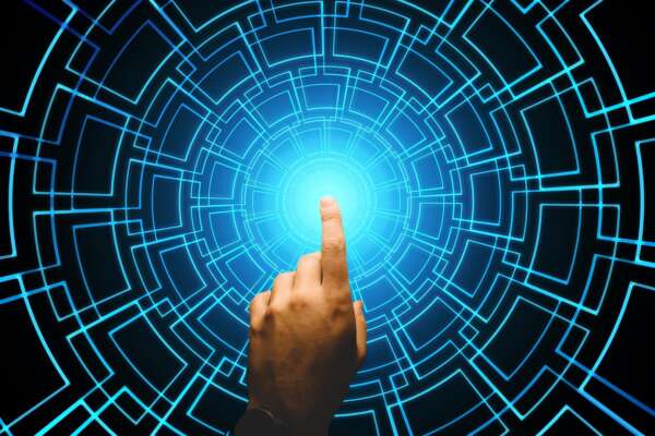 Intelligenza Artificiale e Privacy, il punto di vista di Max Schrems