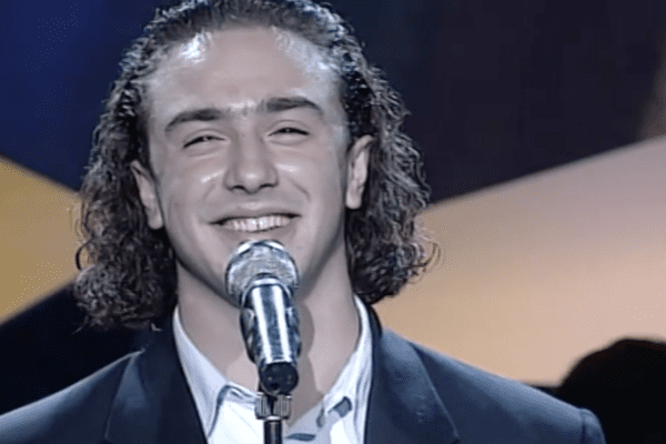 Chi è Alessandro Canino, il successo di Brutta e l’influenza di Giancarlo Bigazzi: la figlia Guya Canino e le due compagne Chi è Alessandro Canino, il successo di Brutta e l’influenza di Giancarlo Bigazzi: la figlia Guya Canino e le due compagne