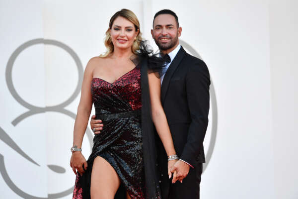 Foto Matteo Rasero/LaPresse 6 settembre 2023 Venezia, Italia – Spettacolo – 80. Mostra internazionale d’arte cinematografica. Red Carpet del film "Origin". Nella foto: Manila Nazzaro, Stefano OradeiSeptember 6, 2023 Venice, Italy – entertainment – 80th Venice Filmfestival – "Origin" Red carpet. In the photo: Manila Nazzaro, Stefano Oradei