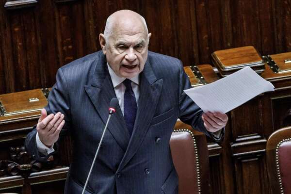 Nordio tra intercettazioni e la riforma della giustizia lumaca: “Chi sequestra cellulare, sequestra una vita”