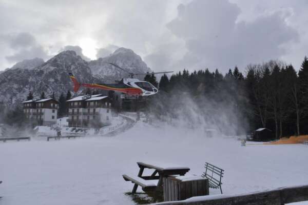 Cabinovia elicottero neve Cabinovia elicottero neve