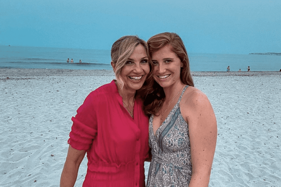 Chi è Chiara Capitta, calciatrice e capitano della Roma: la figlia di Lorella Cuccarini e l’amore libero “Dietro i social di mia madre ci sono io”