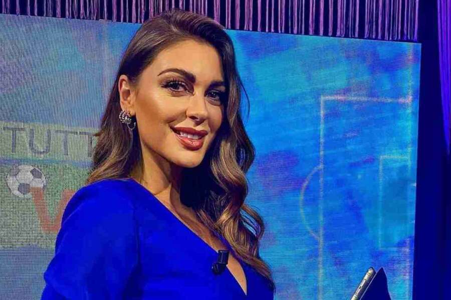 Chi è Jolanda De Rienzo, il pronostico Napoli-Inter e le parole di Viviani su Mazzarri. La gravidanza difficile con Barletta e la cacciata di De Maggio nel 2014 per Frustalupi