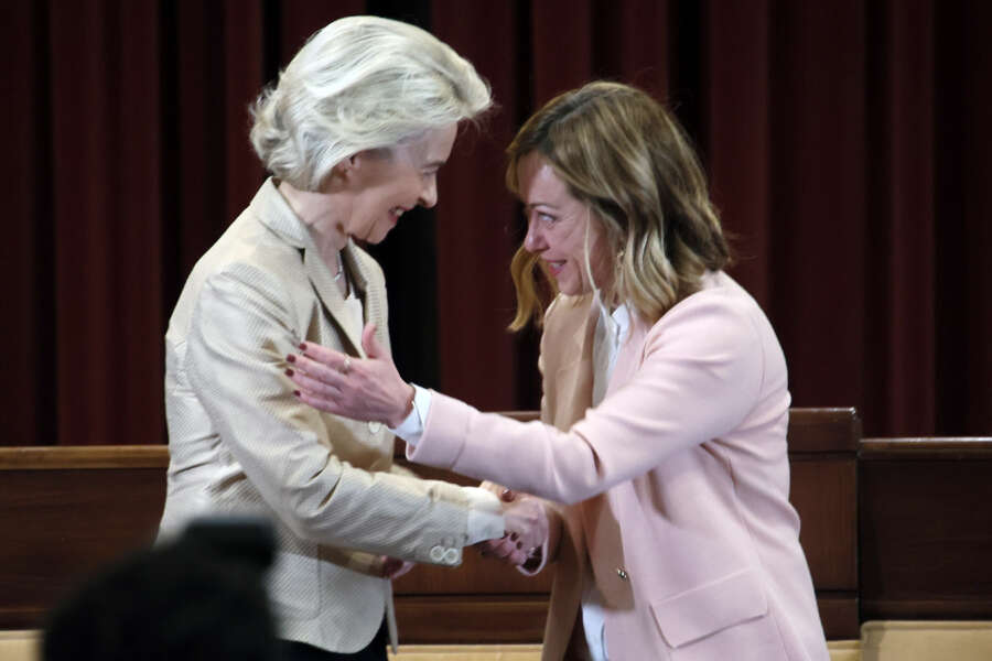 L’asse tra Ursula e Giorgia. Un nuovo volto in Europa?