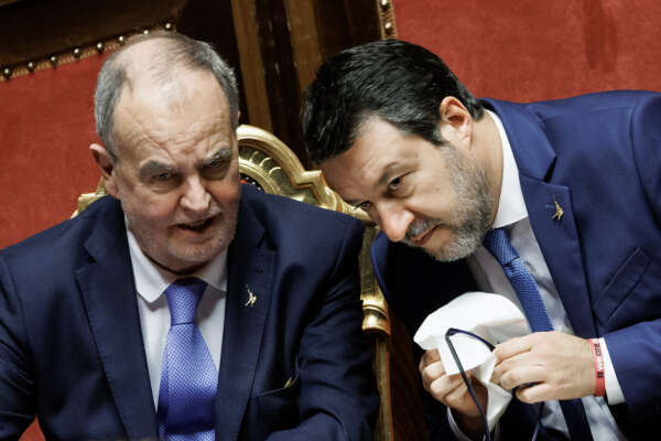 Foto Roberto Monaldo / LaPresse
23-01-2024 Roma
Politica
Senato – Voto finale sul ddl Autonomia differenziata
Nella foto Roberto Calderoli, Matteo Salvini

23-01-2024 Rome (Italy)
Politics
Senate – Vote on the Differentiated autonomy bill
In the pic Roberto Calderoli, Matteo Salvini