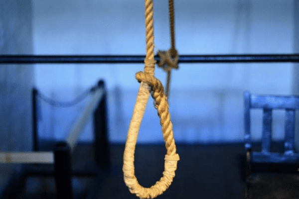 L’ennesimo orrore in Iran: sale l’allarme esecuzioni